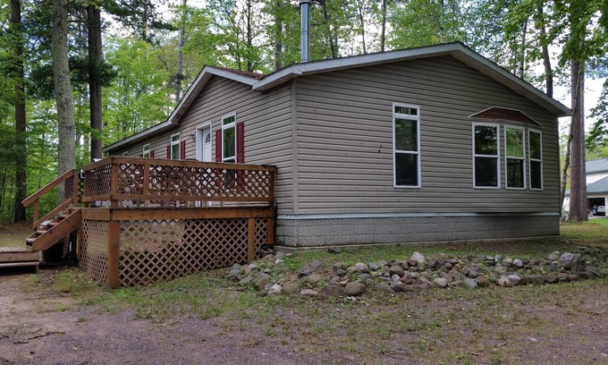 New Post Cabin | 3 bedroom 2 bathroom vacation home with lake view and dock, Right on trail # 33