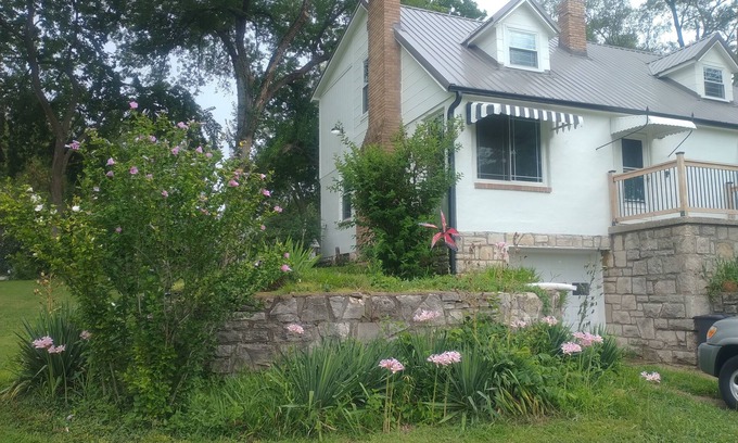 Waldron House | 3-bedroom, 2 full baths home, centrally located