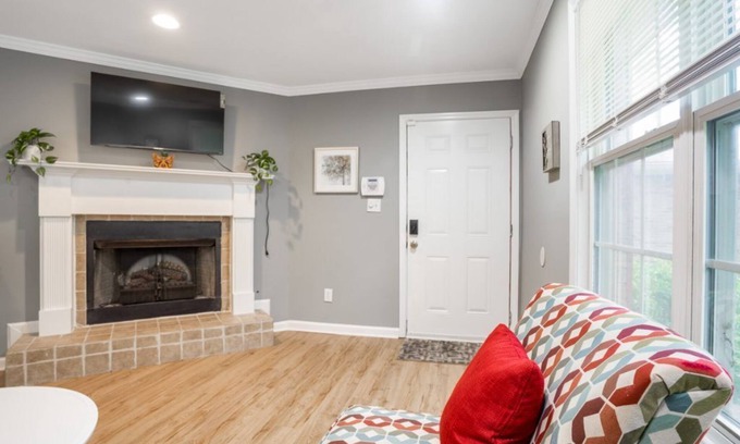 Church Street House | 3 bedroom 2 full bath in Atlanta