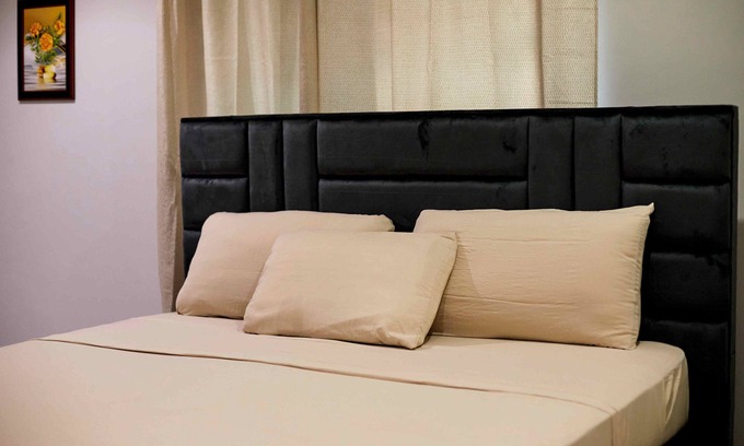 Kwabenyan House | 3-bedroom 3.5-ba house in peaceful Kwabenya, Accra with AC. Family-friendly