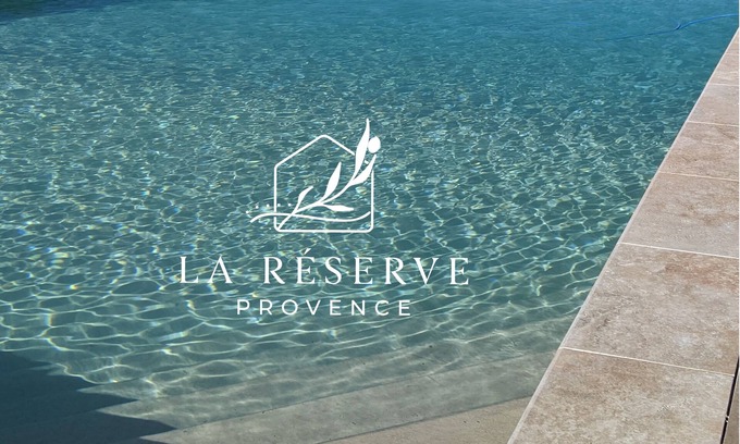 Vaugines Apartment | 3 Bedroom, 3 Bathroom apartment near Lourmarin, shared pool - Apartment 6