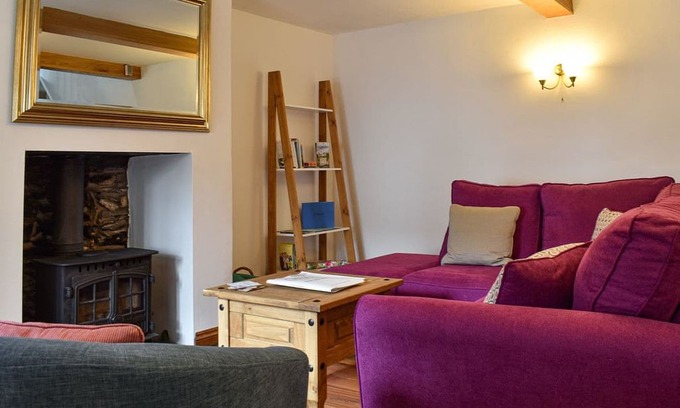 Lindale Cottage | 3 bedroom accommodation in Lindale, near Grange-over-Sands