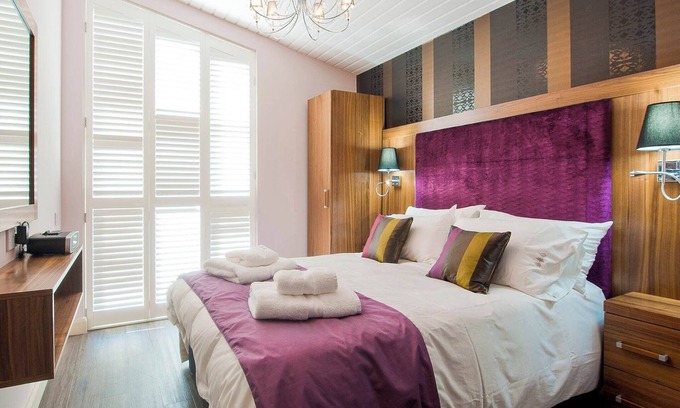 Dukeries Mill Ski Chalet | 3 bedroom accommodation in Perlethorpe, Newark-on-Trent