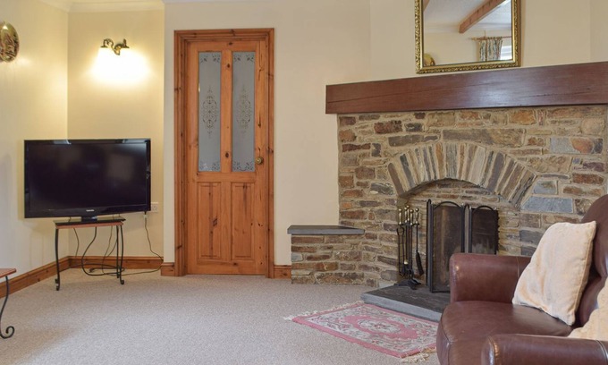 Broad Haven Cottage | 3 bedroom accommodation in Broadway, near Haverfordwest