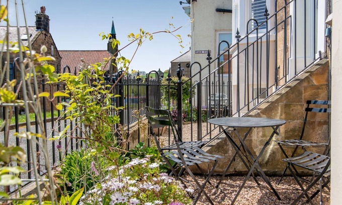 Fylingthorpe Cottage | 3 bedroom accommodation in Fylingthorpe