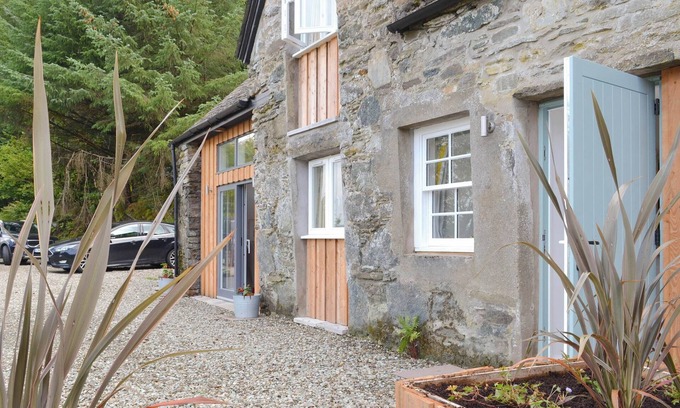 Bellanoch Cottage | 3 bedroom accommodation in Bellanoch, near Lochgilphead