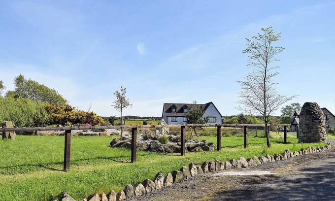 Bonnybridge Cottage | 3 bedroom accommodation in Bonnybridge, near Falkirk