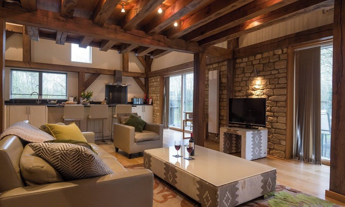 Cirencester Cottage | 3 bedroom accommodation in Somerford Keynes, near Cirencester