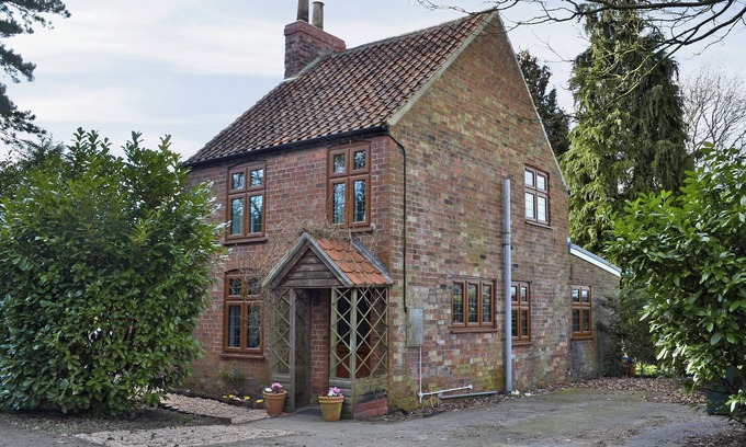 Kirkby on Bain Cottage | 3 bedroom accommodation in Kirkby on Bain, near Woodhall Spa