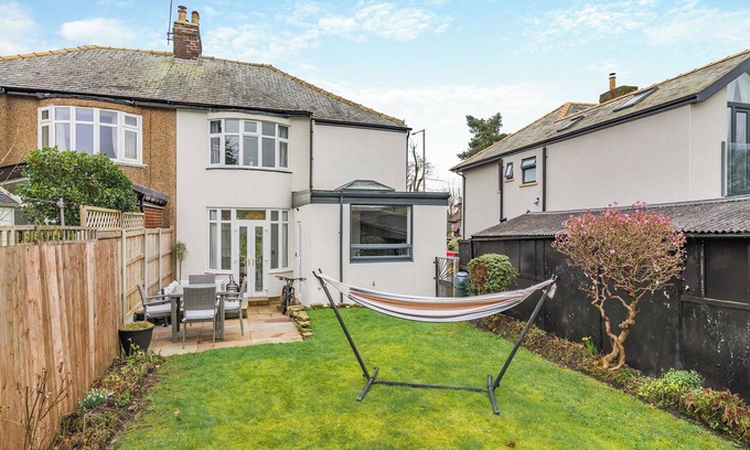 Nelson Cottage | 3 bedroom accommodation in Barrowford