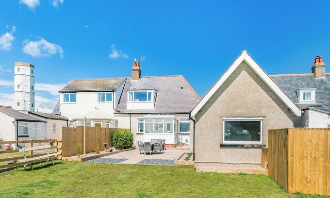 Buckton Cottage | 3 bedroom accommodation in Flamborough