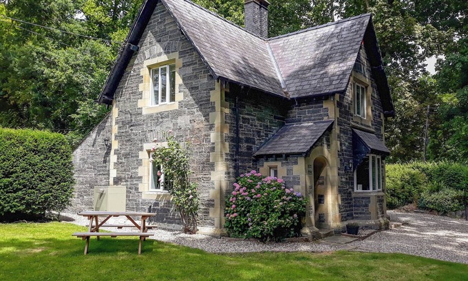 Llangollen Cottage | 3 bedroom accommodation in Llangollen