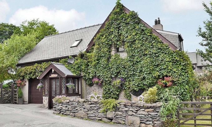 Beddgelert Cottage | 3 bedroom accommodation in Beddgelert, near Caernarfon
