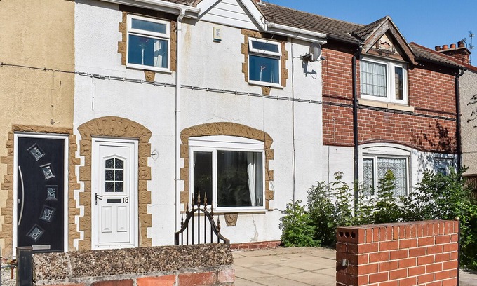 Doncaster Cottage | 3 bedroom accommodation in New Rossington, near Doncaster