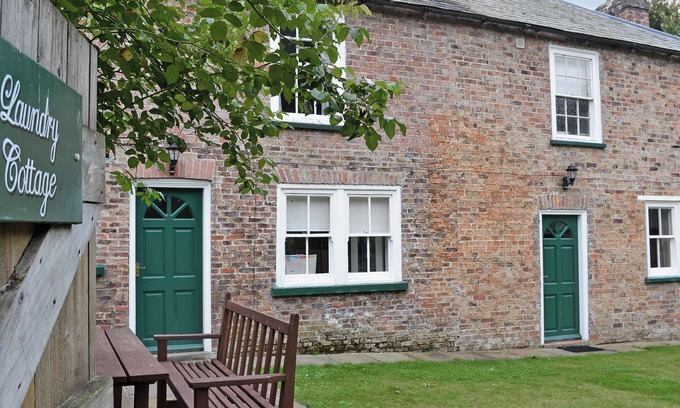 Rudston Cottage | 3 bedroom accommodation in Rudston, near Bridlington