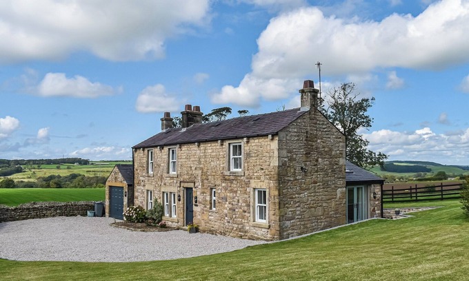 Lancaster Cottage | 3 bedroom accommodation in Lancaster