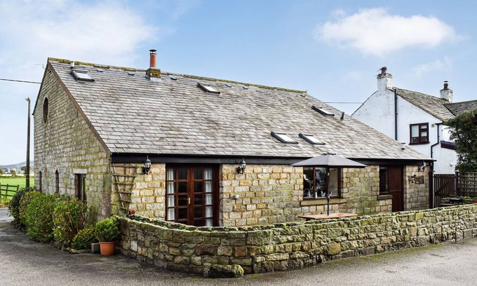 Ormskirk Cottage | 3 bedroom accommodation in Lathom, near Southport