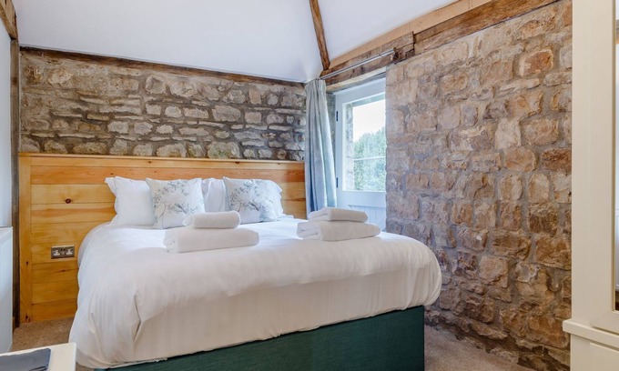 Monkswood Cottage | 3 bedroom accommodation in Monkswood, near Usk