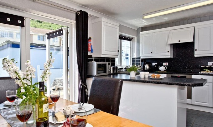 Portreath House | 3 bedroom accommodation in Portreath