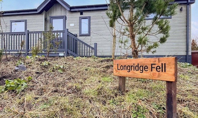 Clitheroe Ski Chalet | 3 bedroom accommodation in Chipping