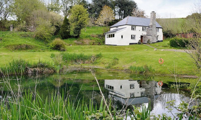 Dulverton Cottage | 3 bedroom accommodation in Huckham, near Dulverton