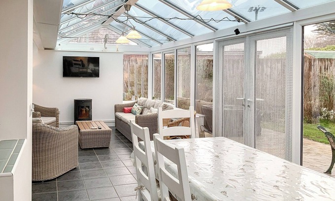 Little Snoring Cottage | 3 bedroom accommodation in Little Snoring, near Fakenham