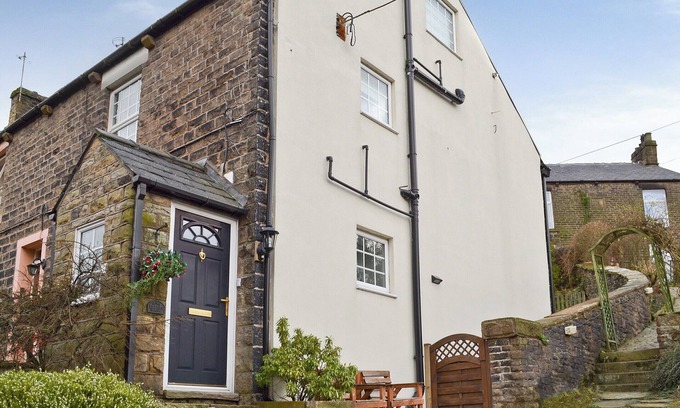 Hayfield Cottage | 3 bedroom accommodation in Hayfield, near Glossop