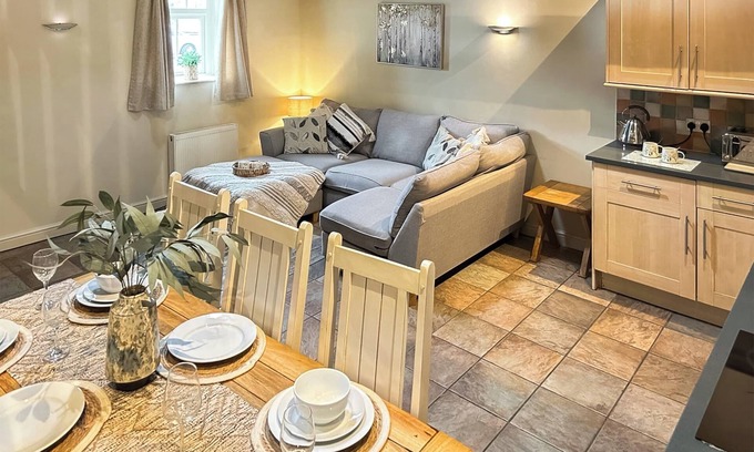 Over Haddon Cottage | 3 bedroom accommodation in Over Haddon, near Bakewell
