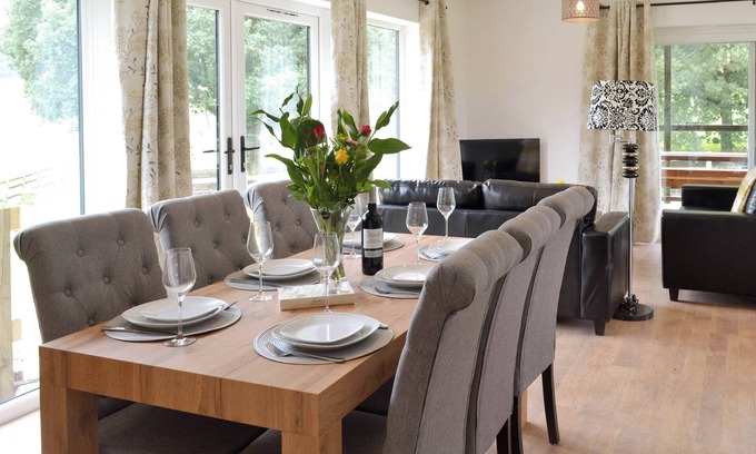 Binsted Cottage | 3 bedroom accommodation in Blacknest, near Alton