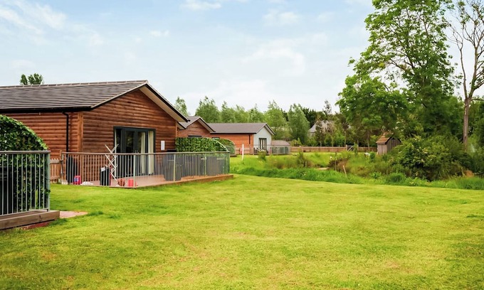 Flaxton Ski Chalet | 3 bedroom accommodation in Flaxton