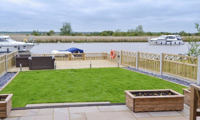 Reedham Cottage | 3 bedroom accommodation in Reedham, near Brundall