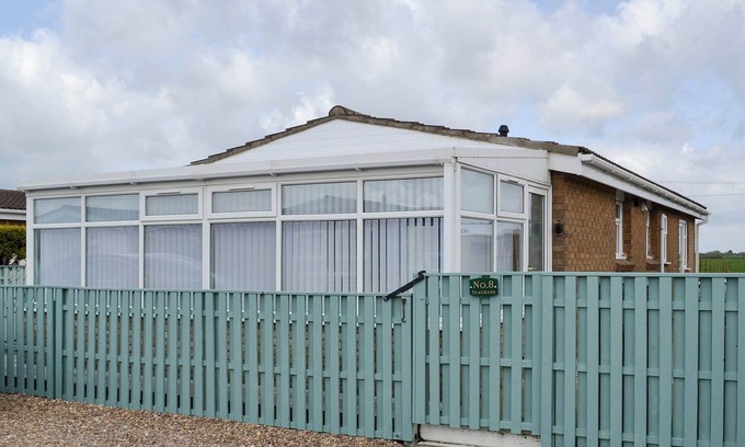 Anderby Creek Cottage | 3 bedroom accommodation in Anderby Creek, near Skegness
