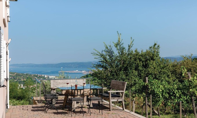 Hrvatini House | 3 bedroom accommodation in Hrvatini