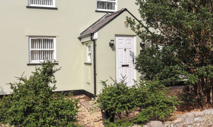 Angle Cottage | 3 bedroom accommodation in Angle