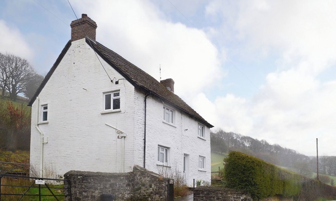 Brecon Cottage | 3 bedroom accommodation in Soar, near Brecon
