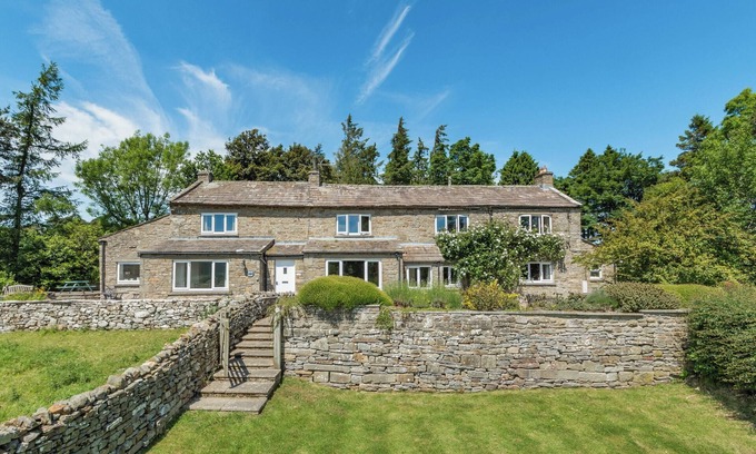 Leyburn Cottage | 3 bedroom accommodation in Melmerby, near Coverdale