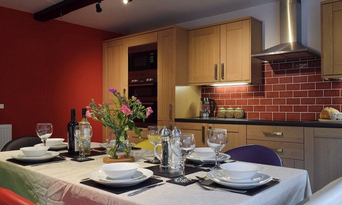 Giggleswick Cottage | 3 bedroom accommodation in Giggleswick, near Settle