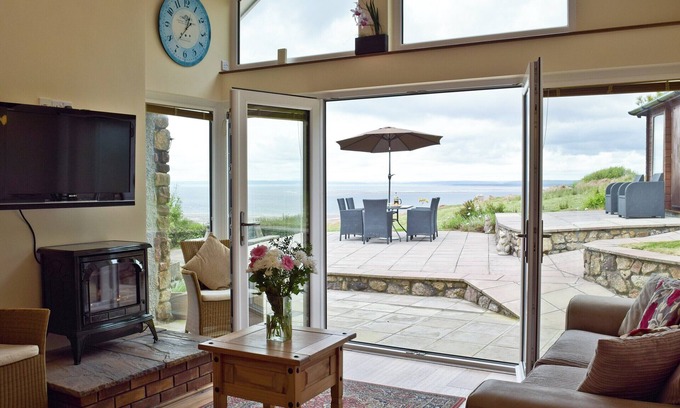 Llangennith Cottage | 3 bedroom accommodation in Llangennith, near Swansea