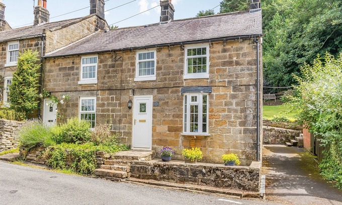 Grosmont Cottage | 3 bedroom accommodation in Grosmont, near Sleights