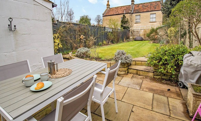 Combe Down Cottage | 3 bedroom accommodation in Combe Down, near Bath