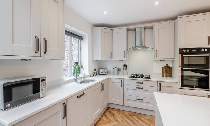 Acomb Cottage | 3 bedroom accommodation in Acomb, near York