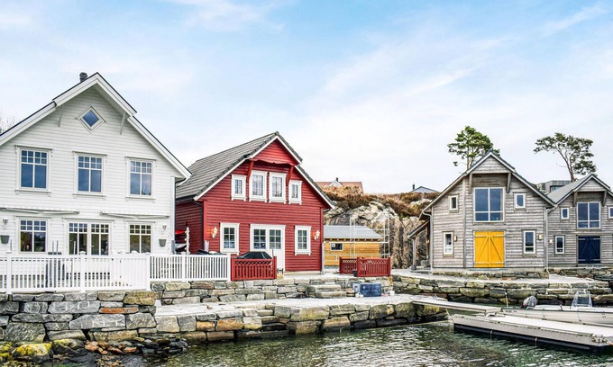 Bomlo House | 3 bedroom amazing home in Mosterhamn