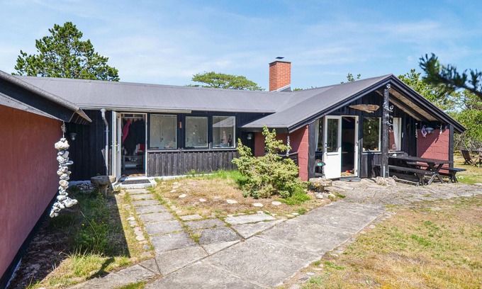 Anholt House | 3 bedroom amazing home in Anholt