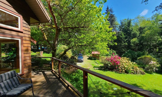 Juan de Fuca Electoral Area Ski Chalet | 3 Bedroom and 3 Bathroom Chalet in French Beach with Cedar Barrel Sauna