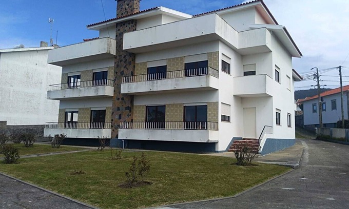 Carreco Apartment | 3 bedroom apartment with sea view