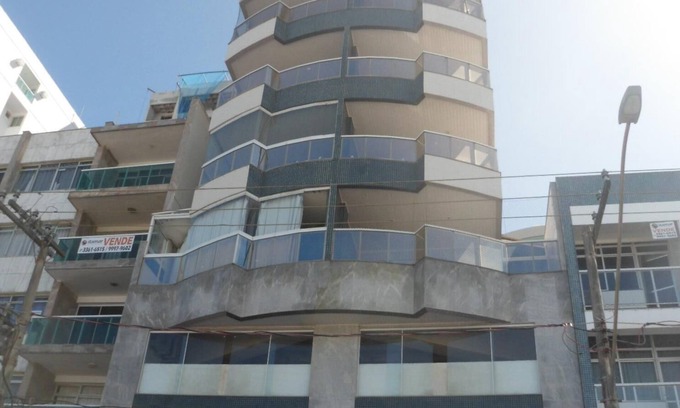 Praia do Morro Apartment | 3 Bedroom Apartment, 1 Suite with Air and Wi-Fi