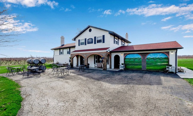 Ripley Apartment | 3- Bedroom Apartment at an Award Winning Winery