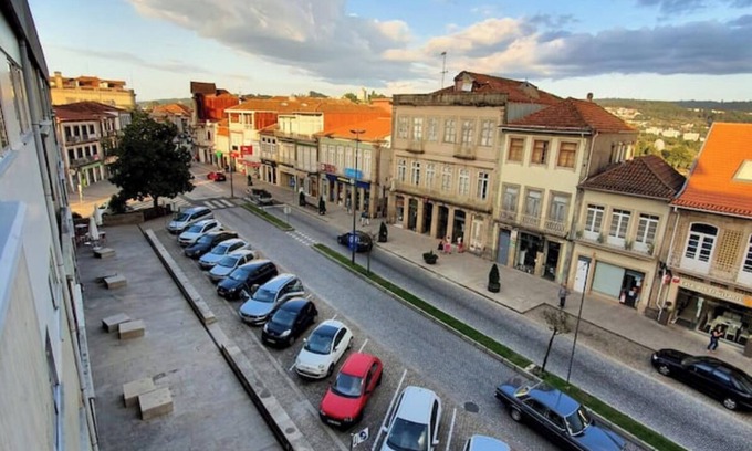 Penafiel Apartment | 3 bedroom apartment City Center