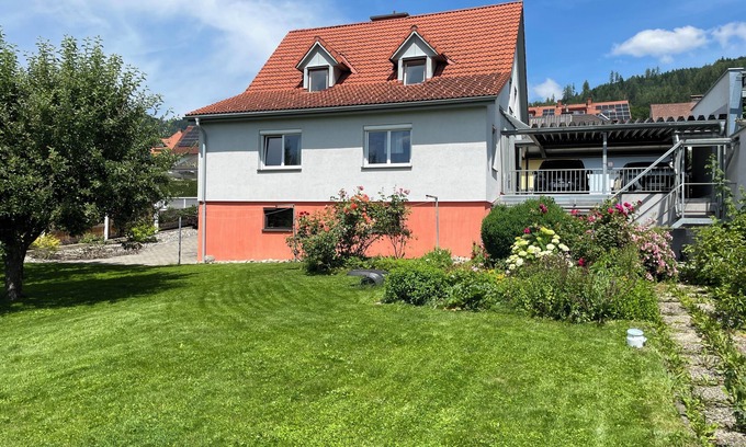 Fohnsdorf Apartment | 3 Bedroom Apartment in Fohnsdorf