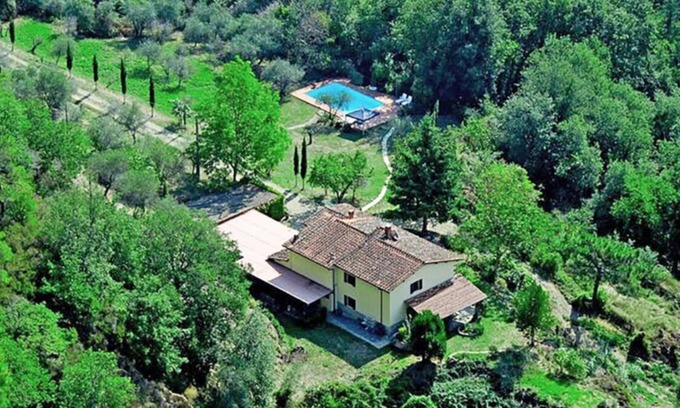 Bivio Pozzo House | 3 bedroom apartment in Tuscan countryside house with private pool